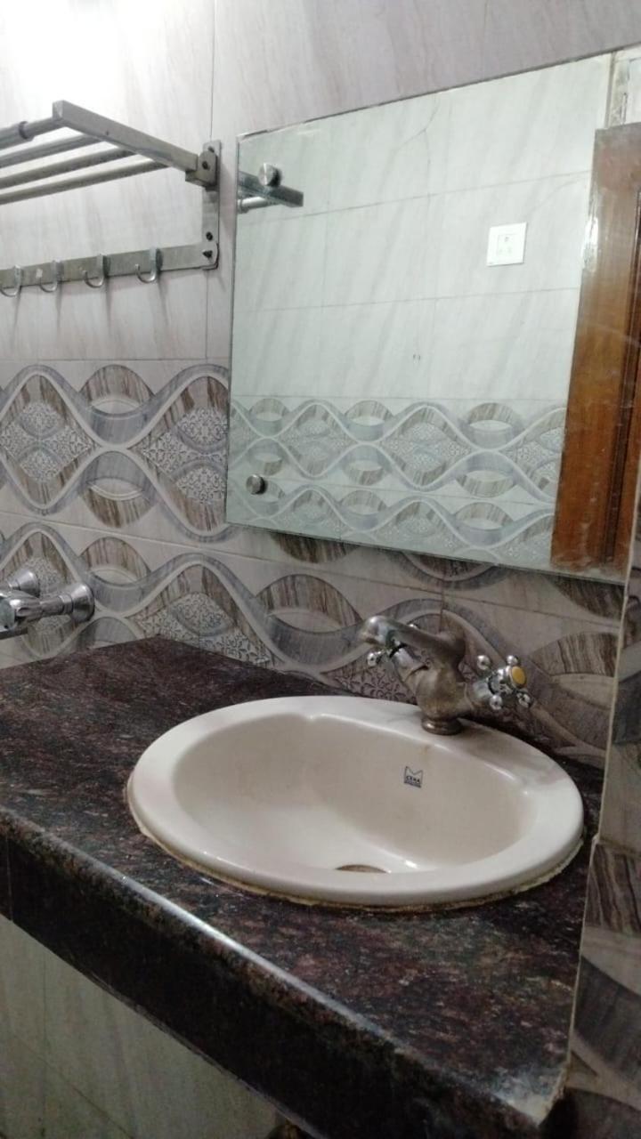 Hotel New Apple Rose Chandigarh Near Railway Station Dariya Uco Bank Ke Pass Zimmer foto